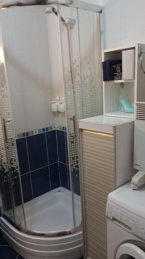 Sky Apartman 소코 반자 외부 사진