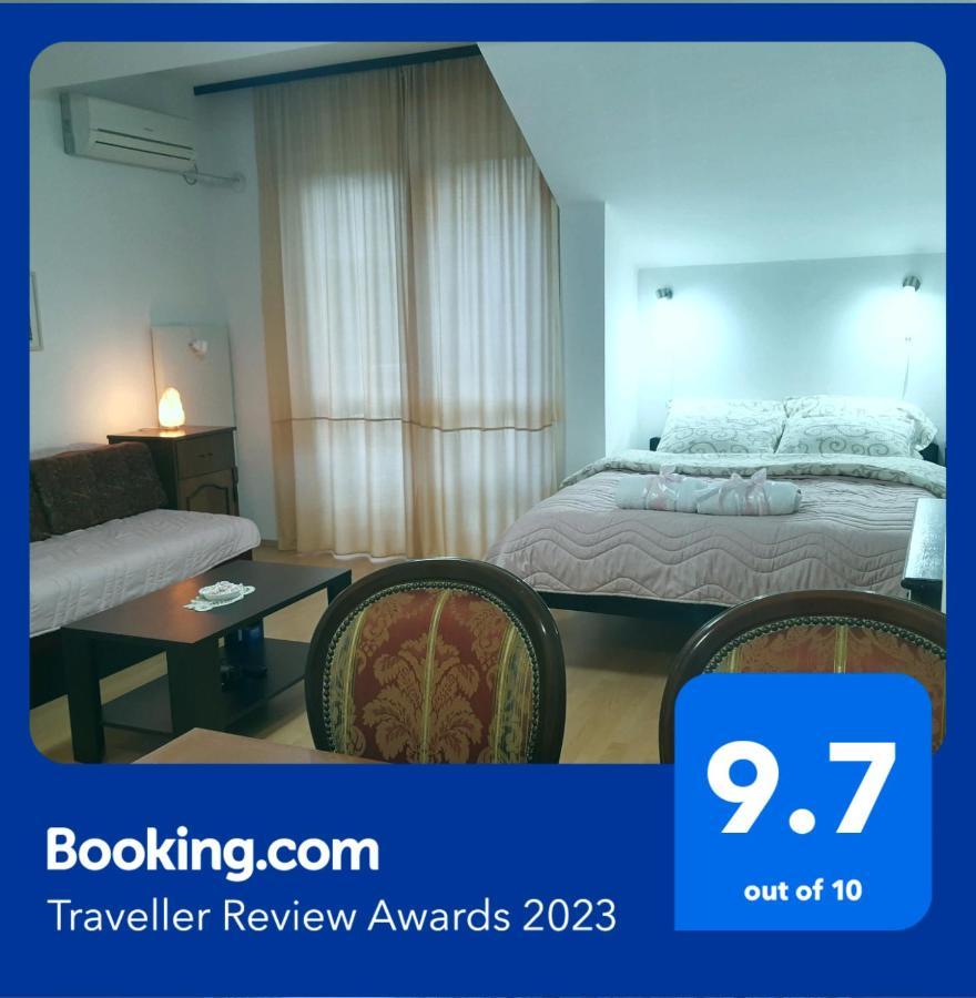 Sky Apartman 소코 반자 외부 사진