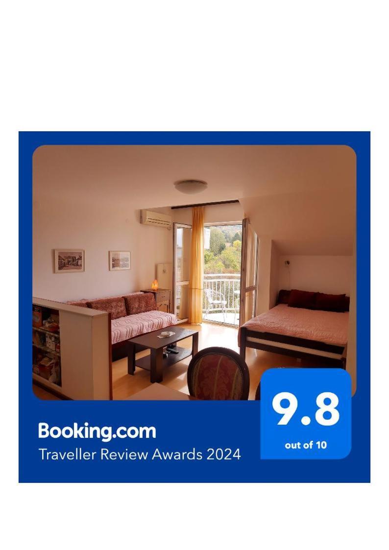 Sky Apartman 소코 반자 외부 사진