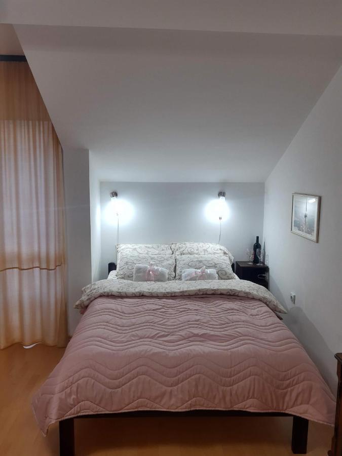 Sky Apartman 소코 반자 외부 사진
