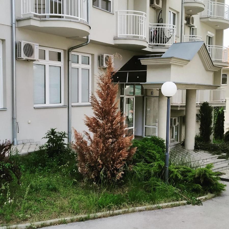 Sky Apartman 소코 반자 외부 사진